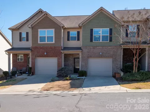 7010 Swamp Chestnut Ln, Fort Mill, SC 29707