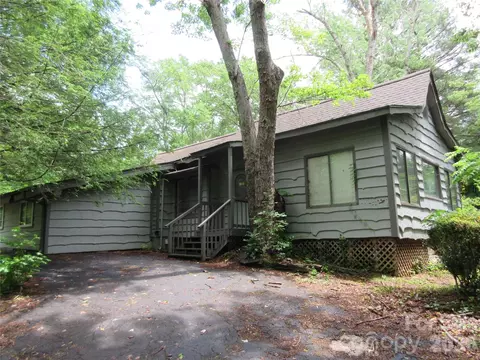 31 Ford Ridge Ln, Columbus, NC 28722