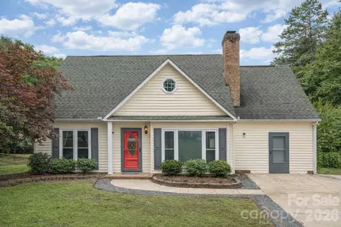 1308 SW Roseberry Pl, Concord, NC 28025