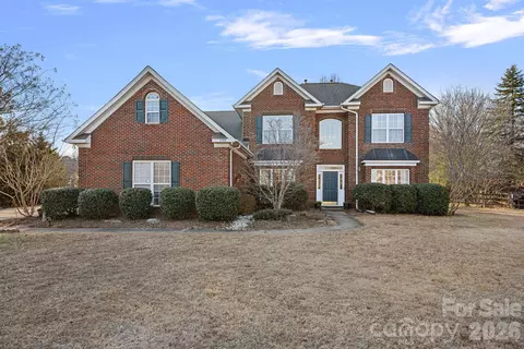6110 Flowergate Ln, Waxhaw, NC 28173