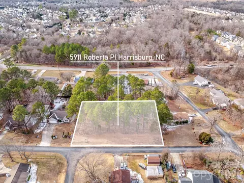 5911 Roberta Pl, Harrisburg, NC 28075