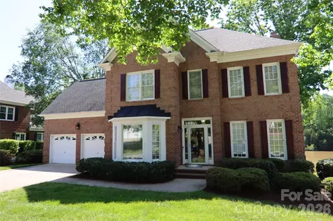15537 Northstone Dr, Huntersville, NC 28078