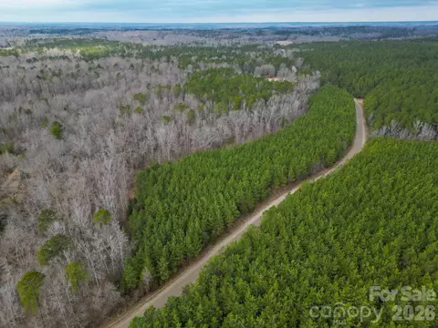 0 Old Farm Rd, Lancaster, SC 29720