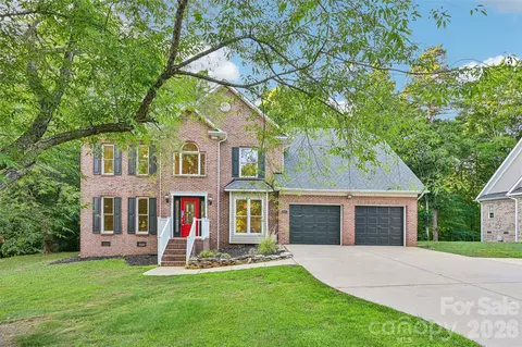 122 W Tattersall Dr, Statesville, NC 28677