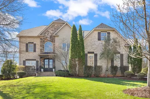 2718 Old Course Rd, Monroe, NC 28112
