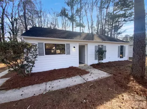 6312 Old Hickory Ct, Charlotte, NC 28227