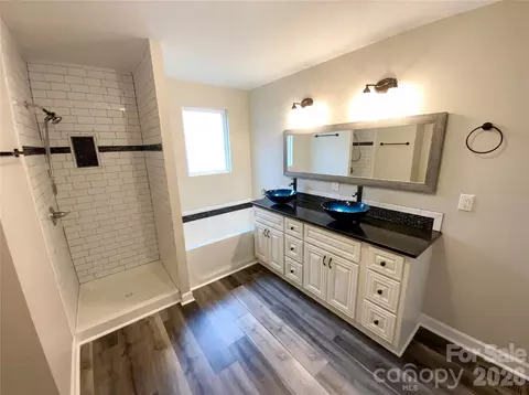 Bath - 8024 Eagle St, Mount Pleasant, NC 28124 photo 1 of 3