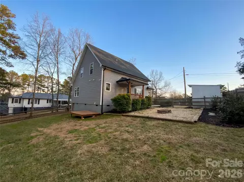Exterior - 8024 Eagle St, Mount Pleasant, NC 28124 photo 2 of 2