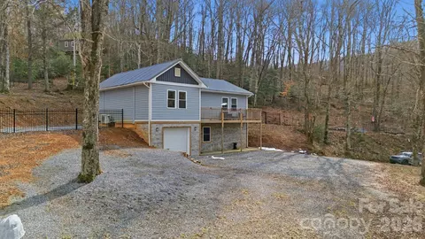 1520 Allison Watts Rd, Franklin, NC 28734