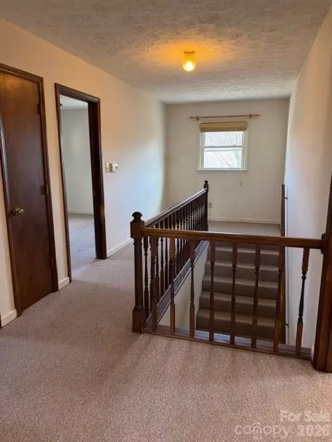 Entry Way - 103 Pine St, Morganton, NC 28655 photo 1 of 2