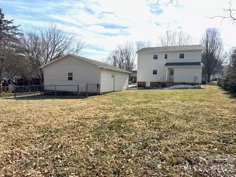 Exterior - 103 Pine St, Morganton, NC 28655 photo 2 of 2