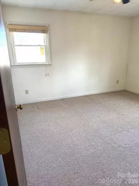 Bedroom - 103 Pine St, Morganton, NC 28655 photo 4 of 4