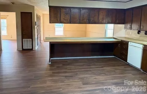 Other - 103 Pine St, Morganton, NC 28655 photo 2 of 6