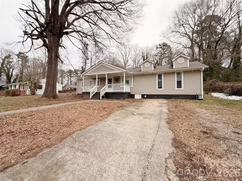934 S Chestnut St, Gastonia, NC 28054