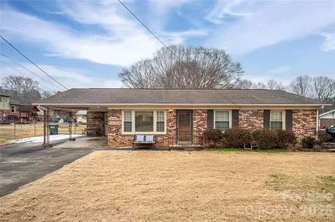 1507 Edgewood 4 Rd #4, Bessemer City, NC 28016