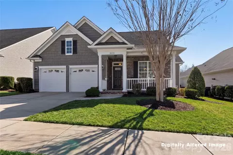 18318 Glenealy Dr, Cornelius, NC 28031
