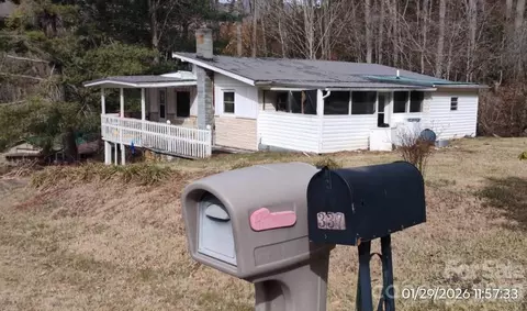 337 Red Bank Rd, Waynesville, NC 28786