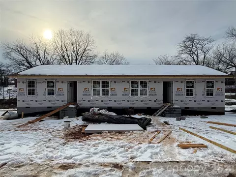 Caldwell Avenue, Newton, NC 28658