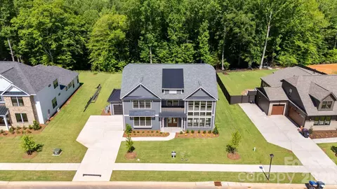 1021 Courtney 17 Ln #17, Wesley Chapel, NC 28173