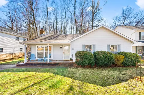 5620 Running Wood Ln, Charlotte, NC 28215