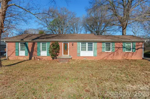 117 Autumn Ln, Harrisburg, NC 28075