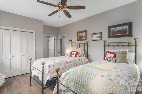24 Herron View Ln, Weaverville, NC 28787 photo 16
