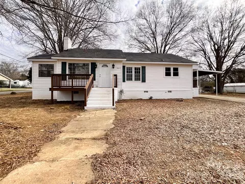 307 Arey Ave, Albemarle, NC 28001