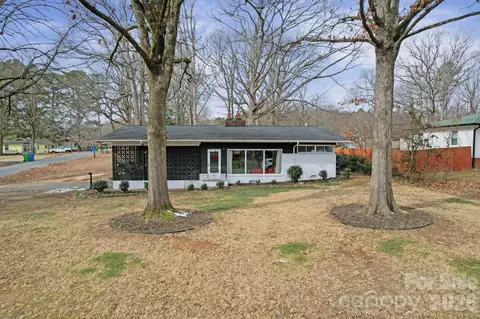 201 N Beverly Dr, Locust, NC 28097