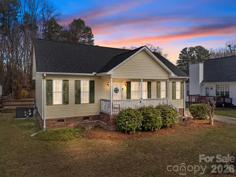 1547 Tammy Ct, Kannapolis, NC 28083