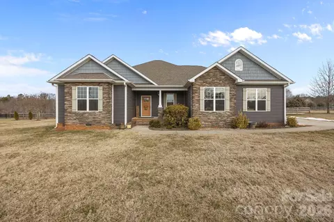 1589 Paddock Cir, Rockwell, NC 28138