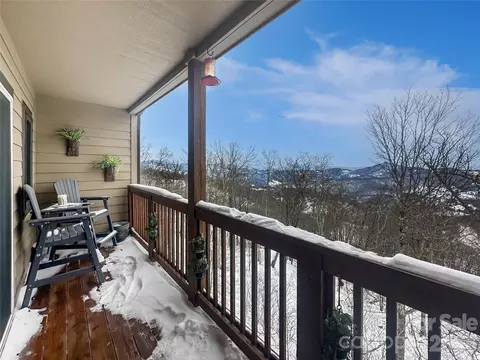 102 Sugar Ski 232 Dr #232, Sugar Mountain, NC 28604