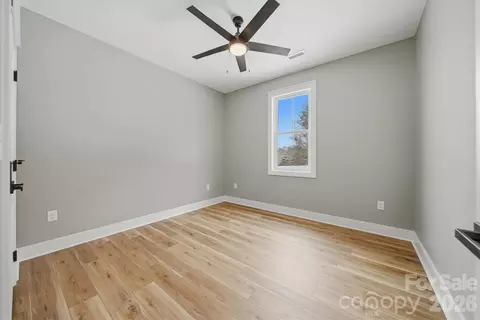 Bedroom - 330 E Pine St, Maiden, NC 28650 photo 3 of 5