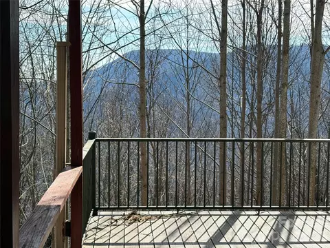 700 Summit Rd, Tryon, NC 28782