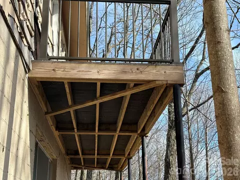 Exterior - 700 Summit Rd, Tryon, NC 28782 photo 4 of 11