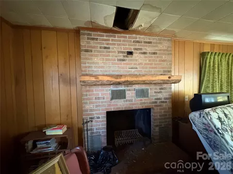 Living - 700 Summit Rd, Tryon, NC 28782 photo 1 of 1