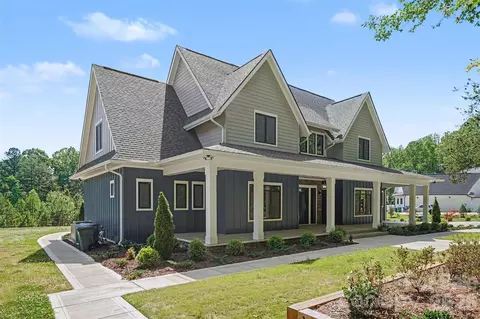 8941 Blair Rd, Mint Hill, NC 28227