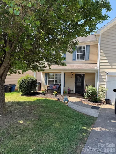 2026 Edenderry Dr, Statesville, NC 28625