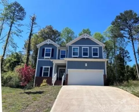 5155 Mark Ne Dr NE, Hickory, NC 28601