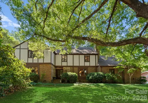3232 Colony Rd, Charlotte, NC 28211