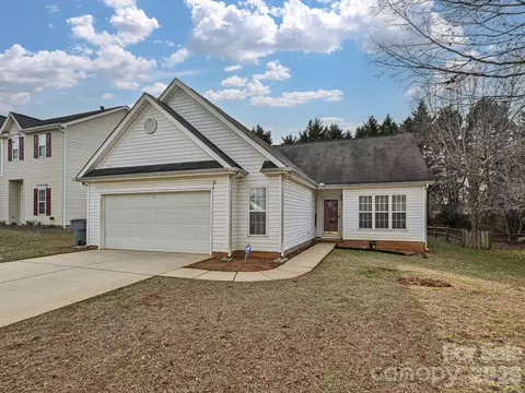 11726 Black Maple Ave, Charlotte, NC 28269