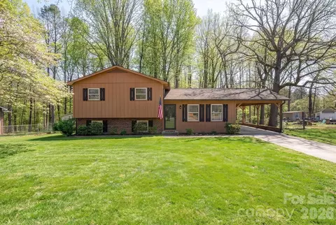 230 Center St, Cooleemee, NC 27014