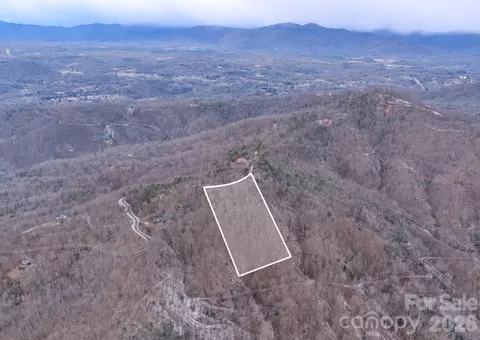 2724 Mountain Crest S 75 Dr S #75, Marion, NC 28752