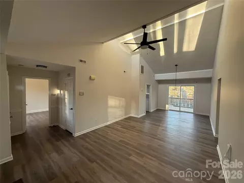 10129 Rockwood Rd, Charlotte, NC 28215