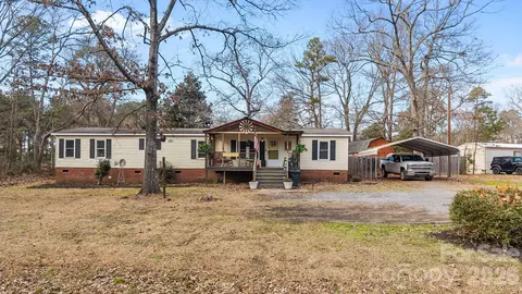 715 Will Jones Cir, Catawba, SC 29704