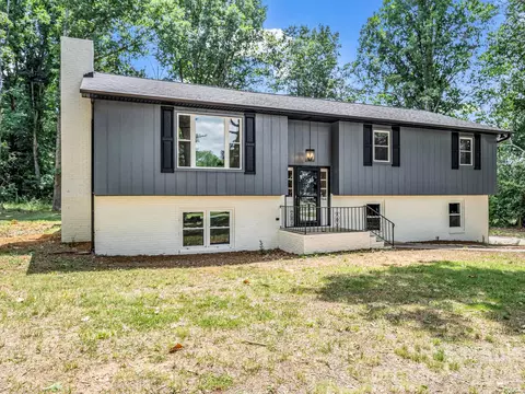 944 Woodland Dr, Shelby, NC 28150