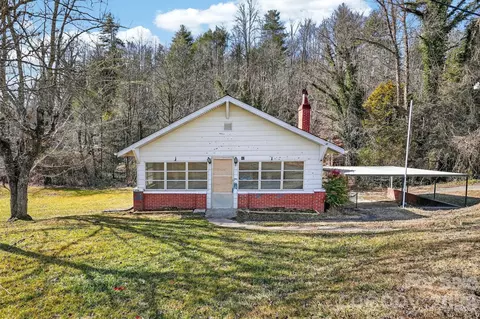 47 Stone Cottage Rd, Mars Hill, NC 28754