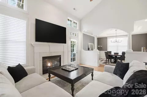 11719 Easthampton Cir, Charlotte, NC 28277
