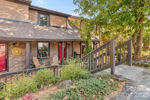 16 Spears 39 Ave #39, Asheville, NC 28801