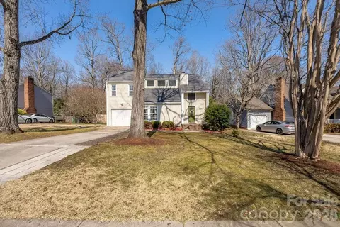11114 Blue Heron Dr, Charlotte, NC 28226