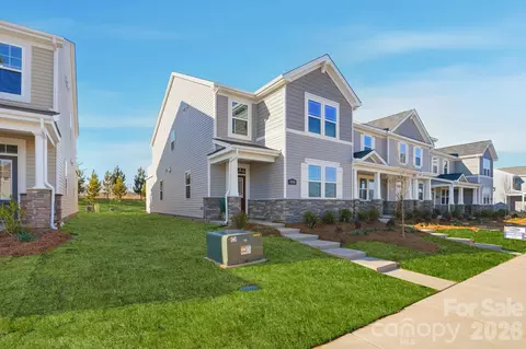 3847 Cheyney Park Dr, Charlotte, NC 28269